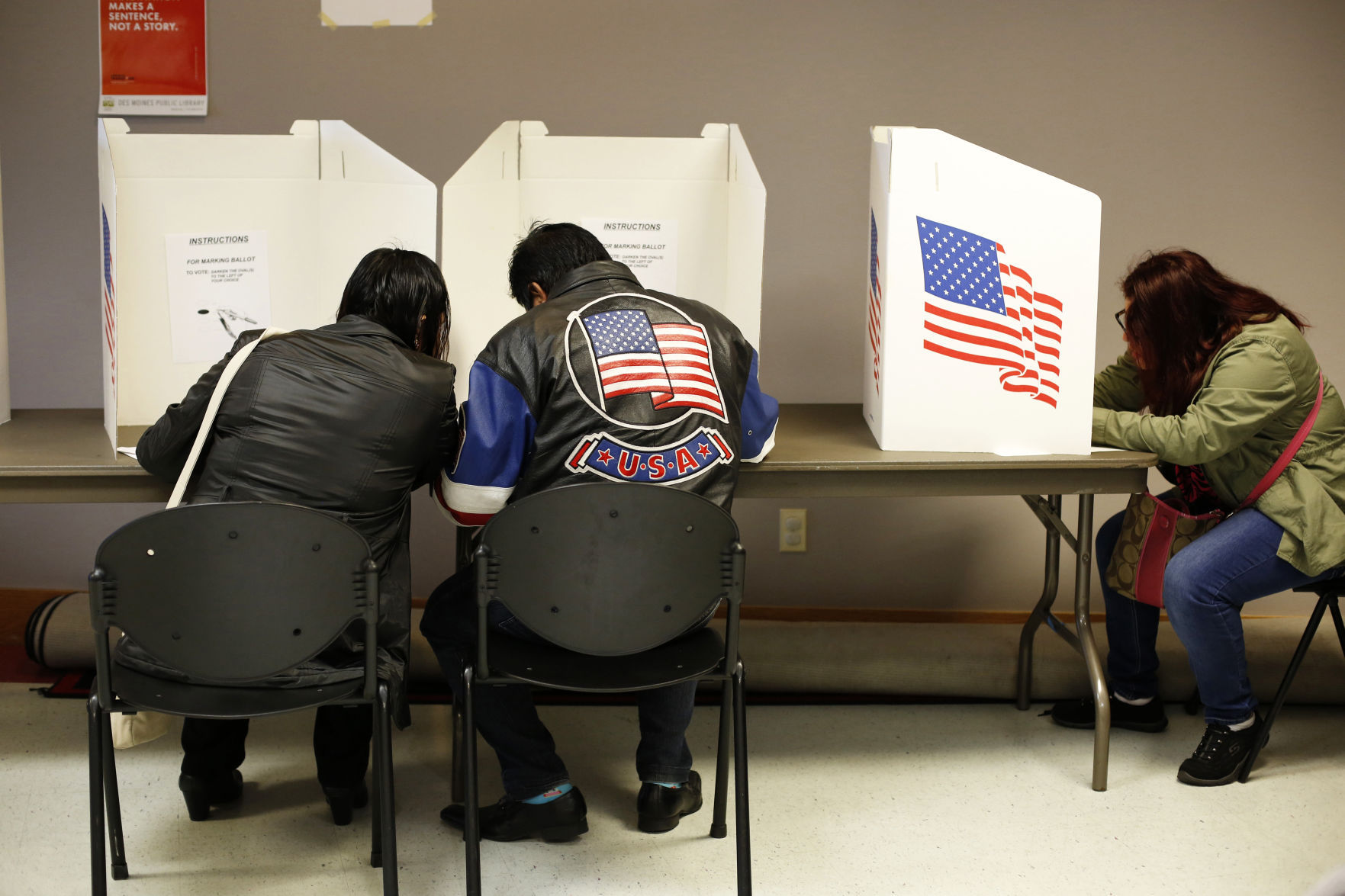 110816AP-Iowa-Votes-10